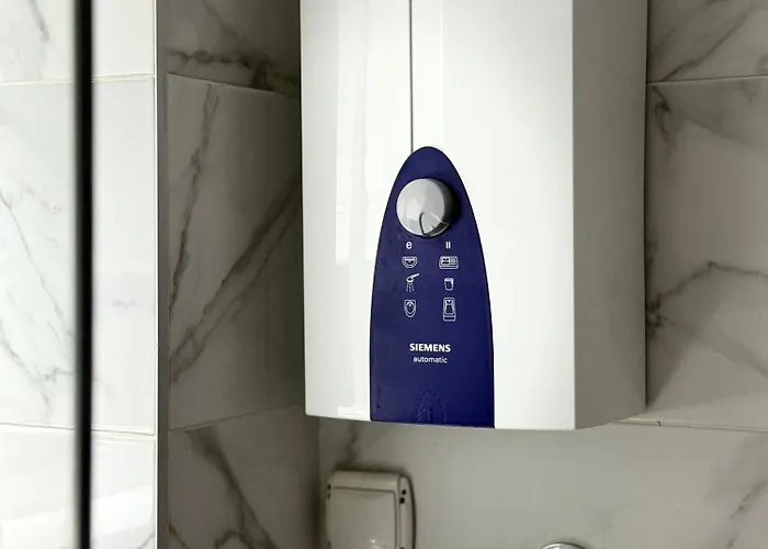 Reina With Free Parking * סקופיה