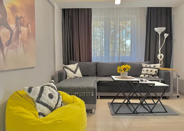 Reina With Free Parking *